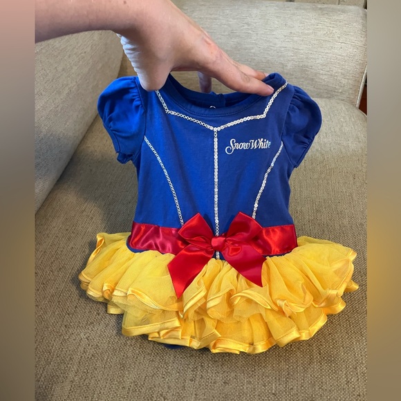 Disney baby Snow White onesie - Picture 4 of 5